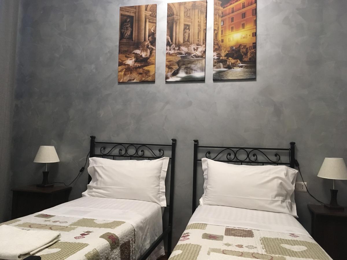 Rome Napoleone Rooms Bagian luar foto